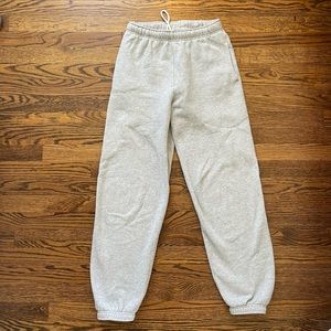 Aritzia sweatpants
